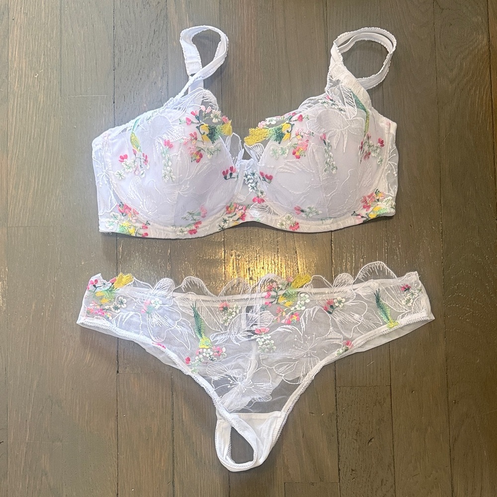 White Floral Embroidered Lace Bra & Sheer Panty Set